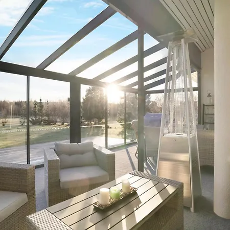 Four Bedroom Arctic Harmony Appartement