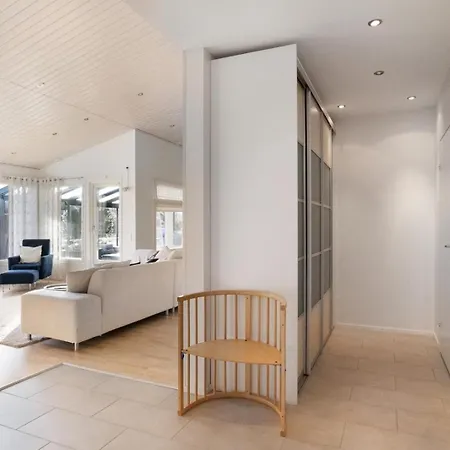 Four Bedroom Arctic Harmony *