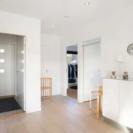 Four Bedroom Arctic Harmony Apartman *