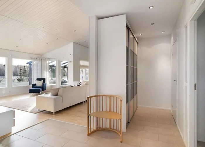 Four Bedroom Arctic Harmony *